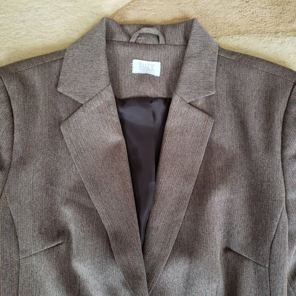 Classic Suzy Shier  Neutral Light Brown Fitted Pinstripe Blazer - Picture 3 of 11